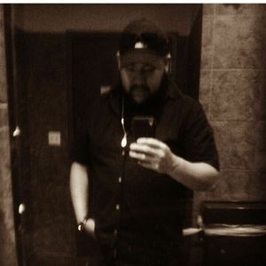 Meet your Posher, Luis